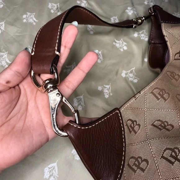 Dooney & Bourke - Large Brown& Tan Tote - EUC - Picture 9 of 16